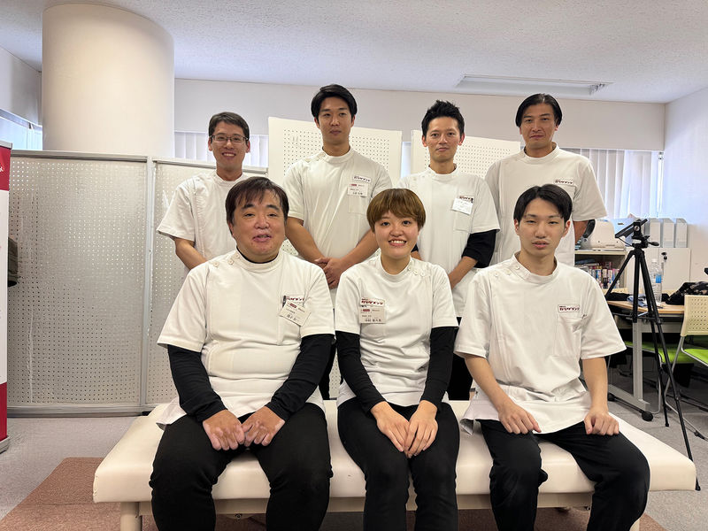 店長たち画像.jpg
